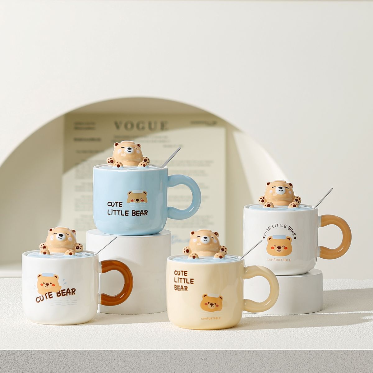  CERAMIC MUG BEAR W LID QY2077