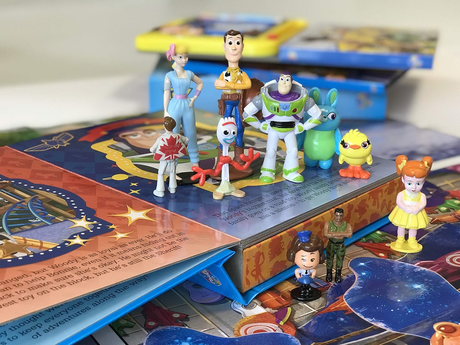 My Busy Book : Disney Toy Story 4 (Board Book)