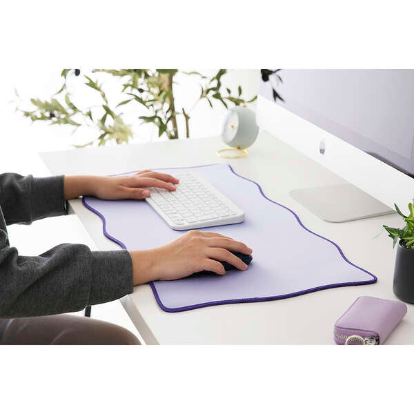 Wave × Bicolor Desk Mat "UKIU" Purple