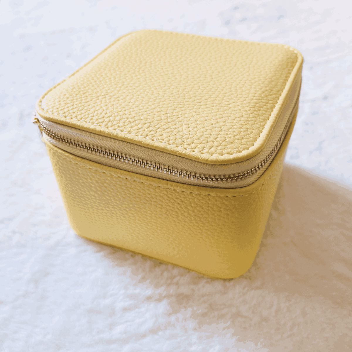 Jewelry Box With 6 Piece Pouch Kcw040