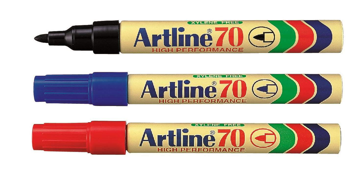 Artline 70 Permanent Marker – Red