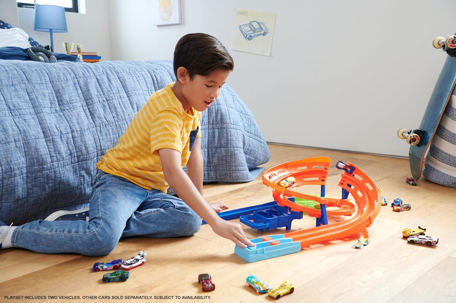 MATTEL HOT WHEELS WHIP AROUND RACEWAY