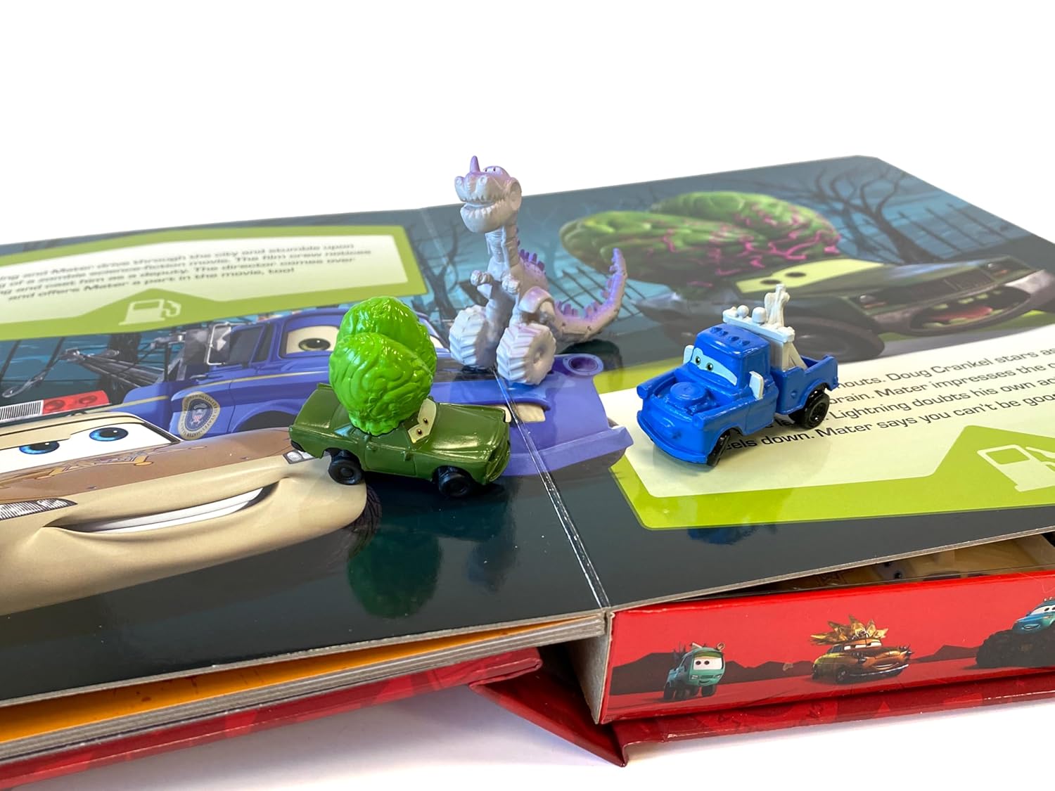 Disney Cars: On The Road: With Storybook, 10 Figurines And A Playmat (My Busy Book) – Novelty Book