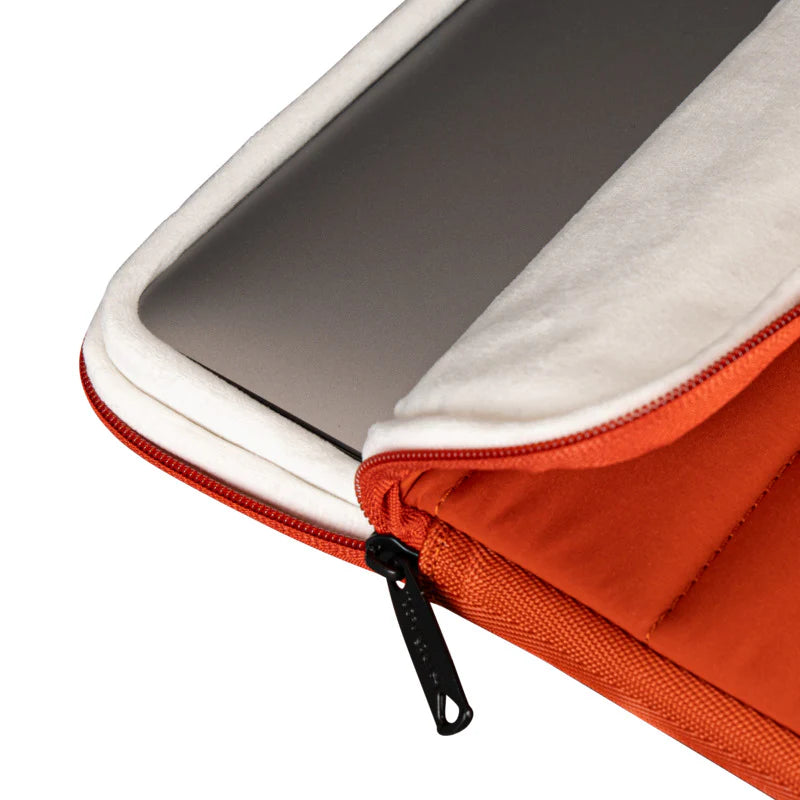 Targus TBS97608GL Puffer 13-14 inch Sleeve (Orange)