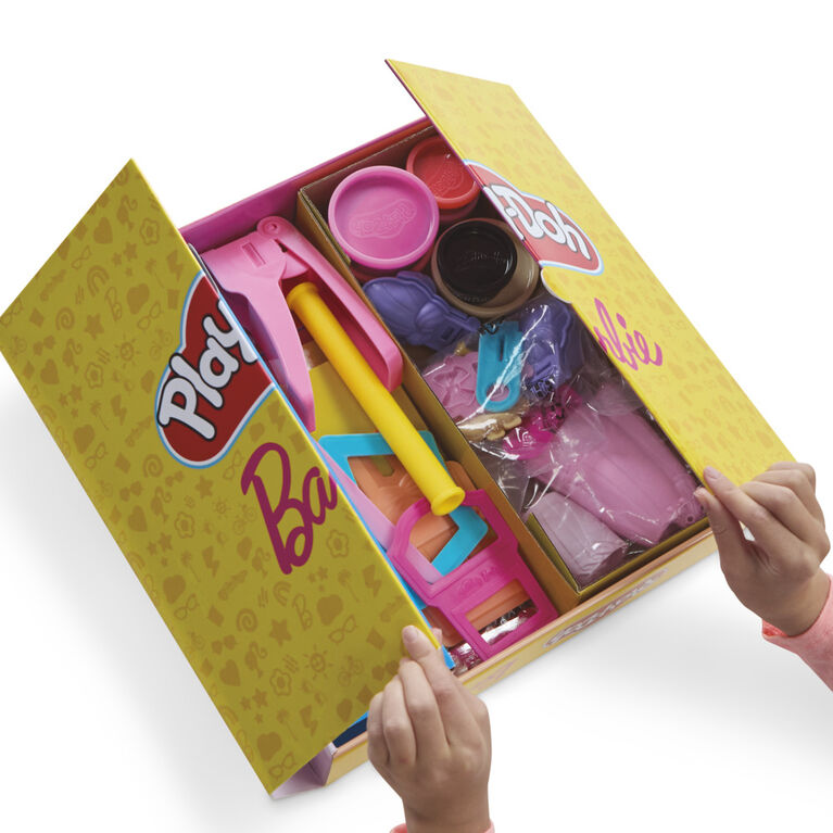 HASBRO PLAYDOH BARBIE DESIGNER FASHION SHOW PLAYSET
