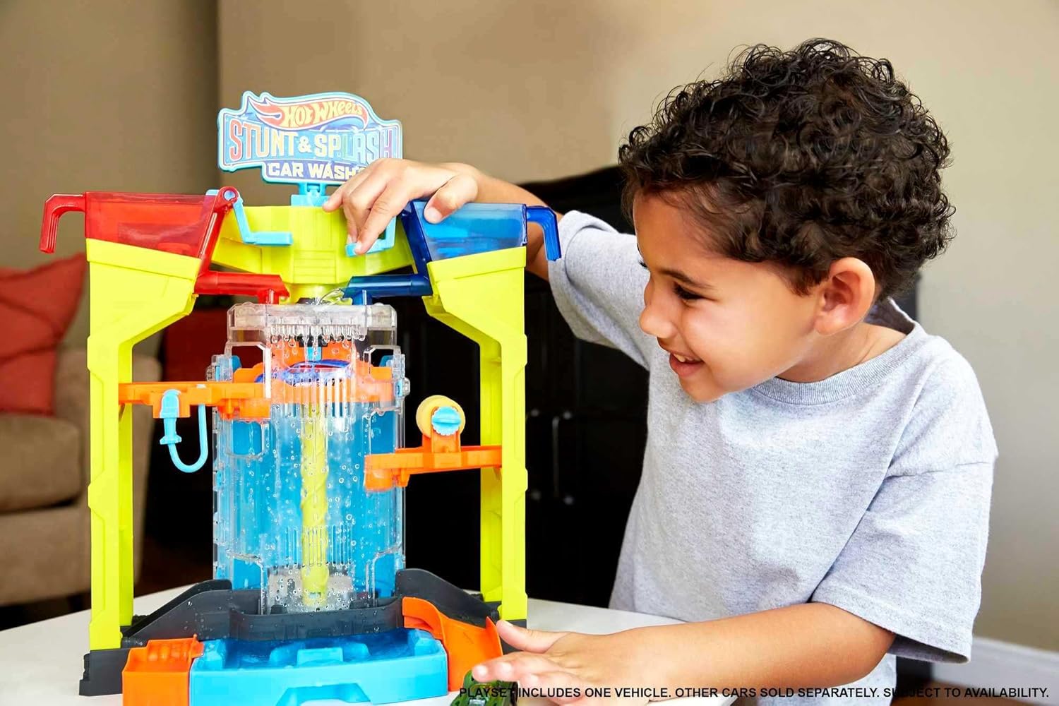 MATTEL HOT WHEELS CITY STUNT N SPLASH CAR WASH PLAYSET