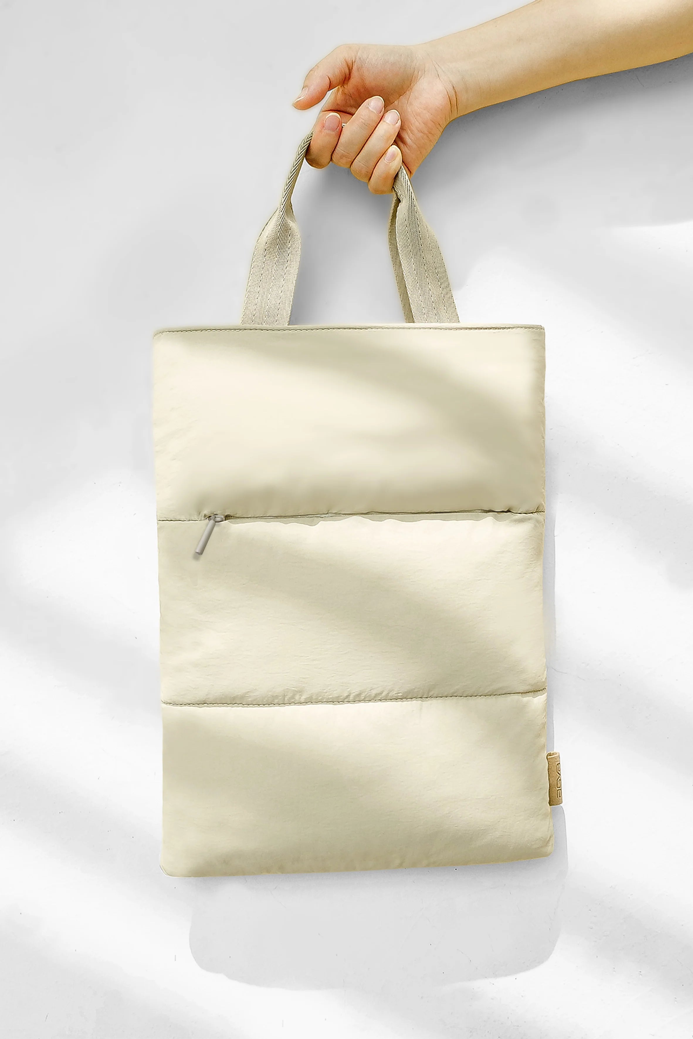 AGVA LTB404 13.3-14.1" Moselle Cover (Vanilla)