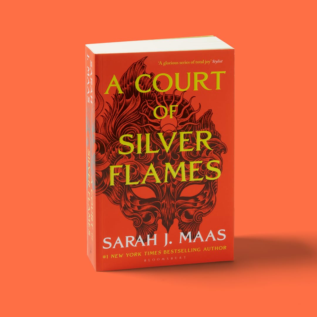A Court Of Silver Flames (A Court Of Thorns And Roses 5) – Paperback