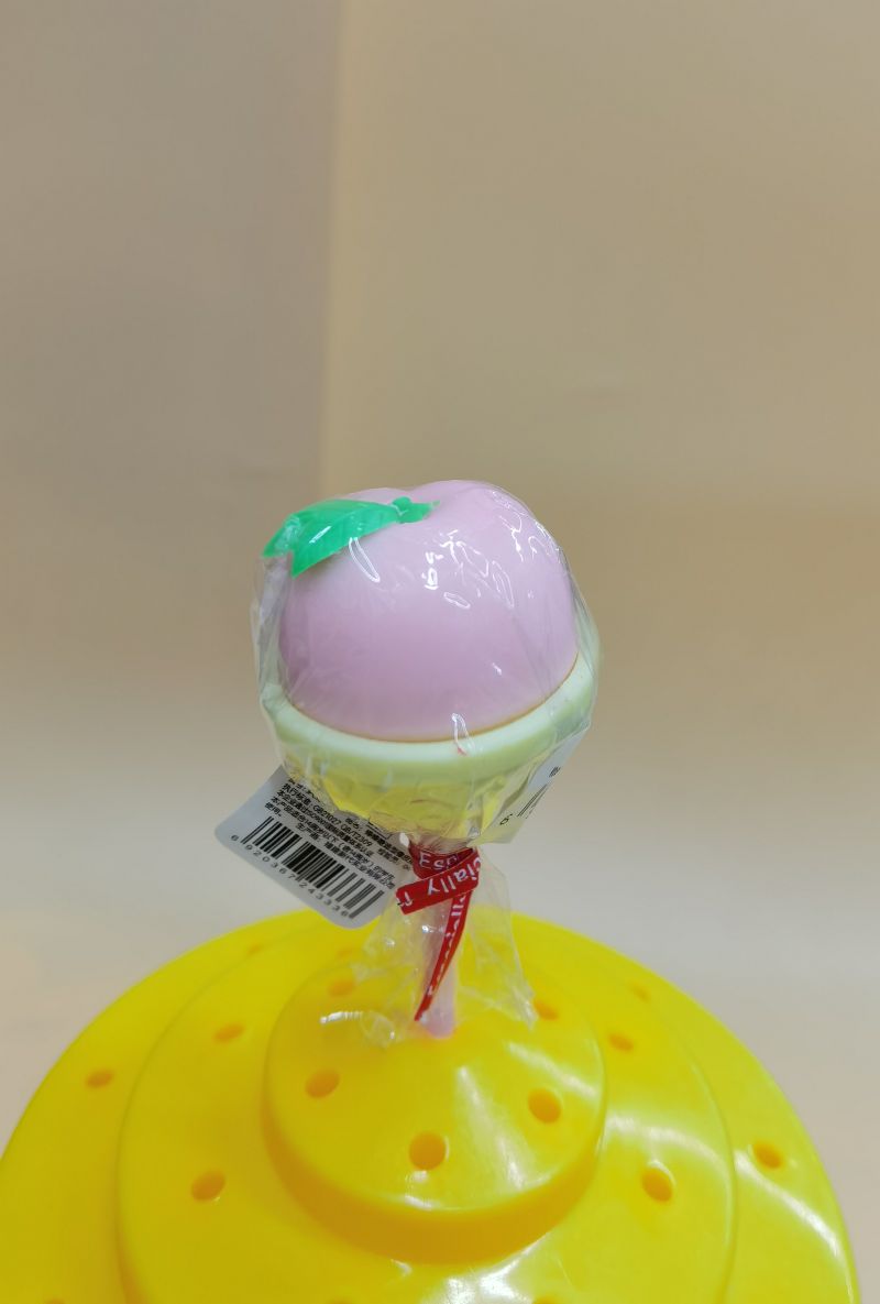 ERASER CAKE-SHAPED