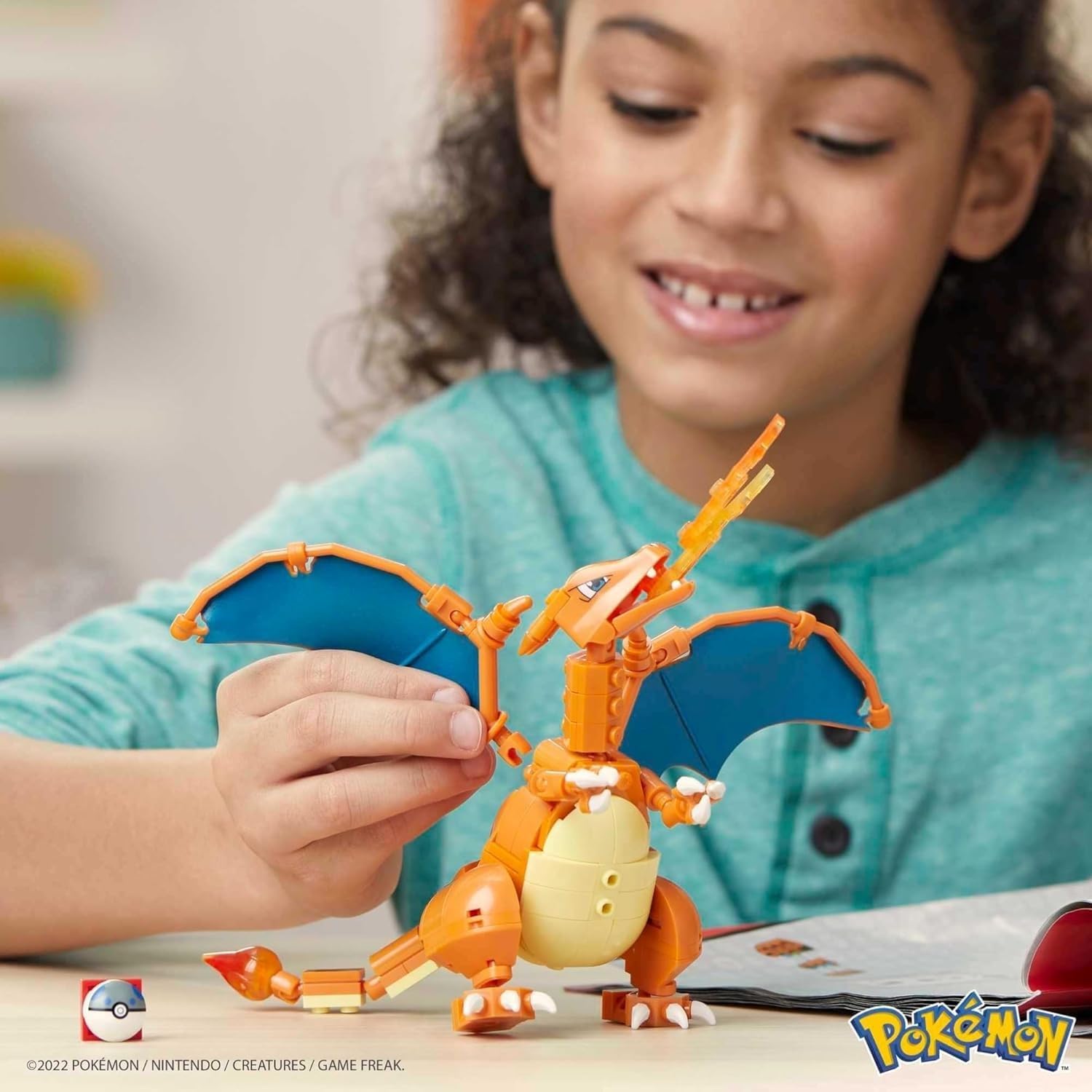 MEGA CONSTRUX POKÉMON CHARIZARD CONSTRUCTION TOY