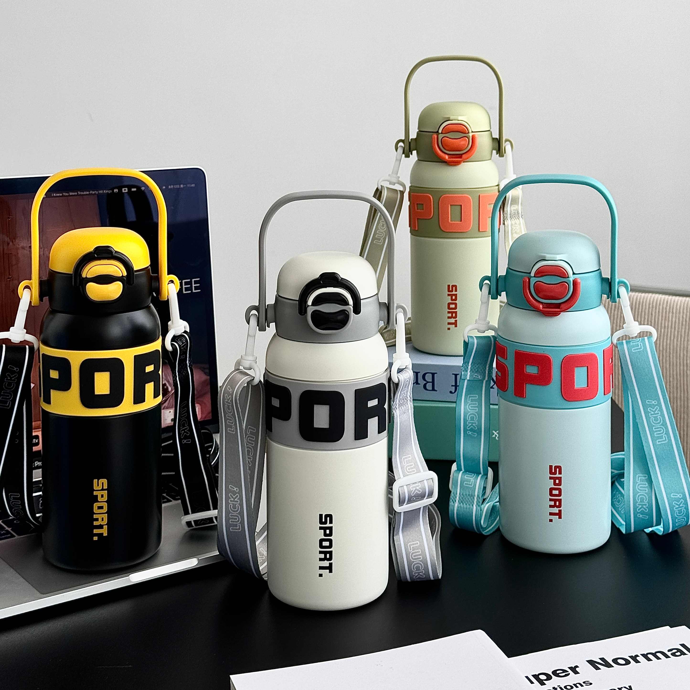 600Ml Thermal Flask With Handle